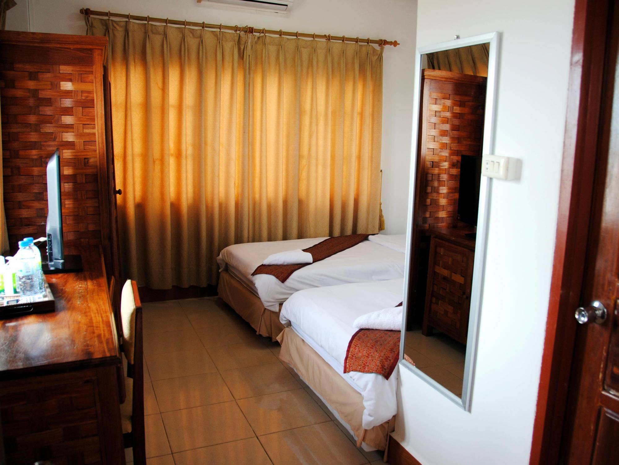 Nalinthone Guesthouse Ban Nongdouang المظهر الخارجي الصورة