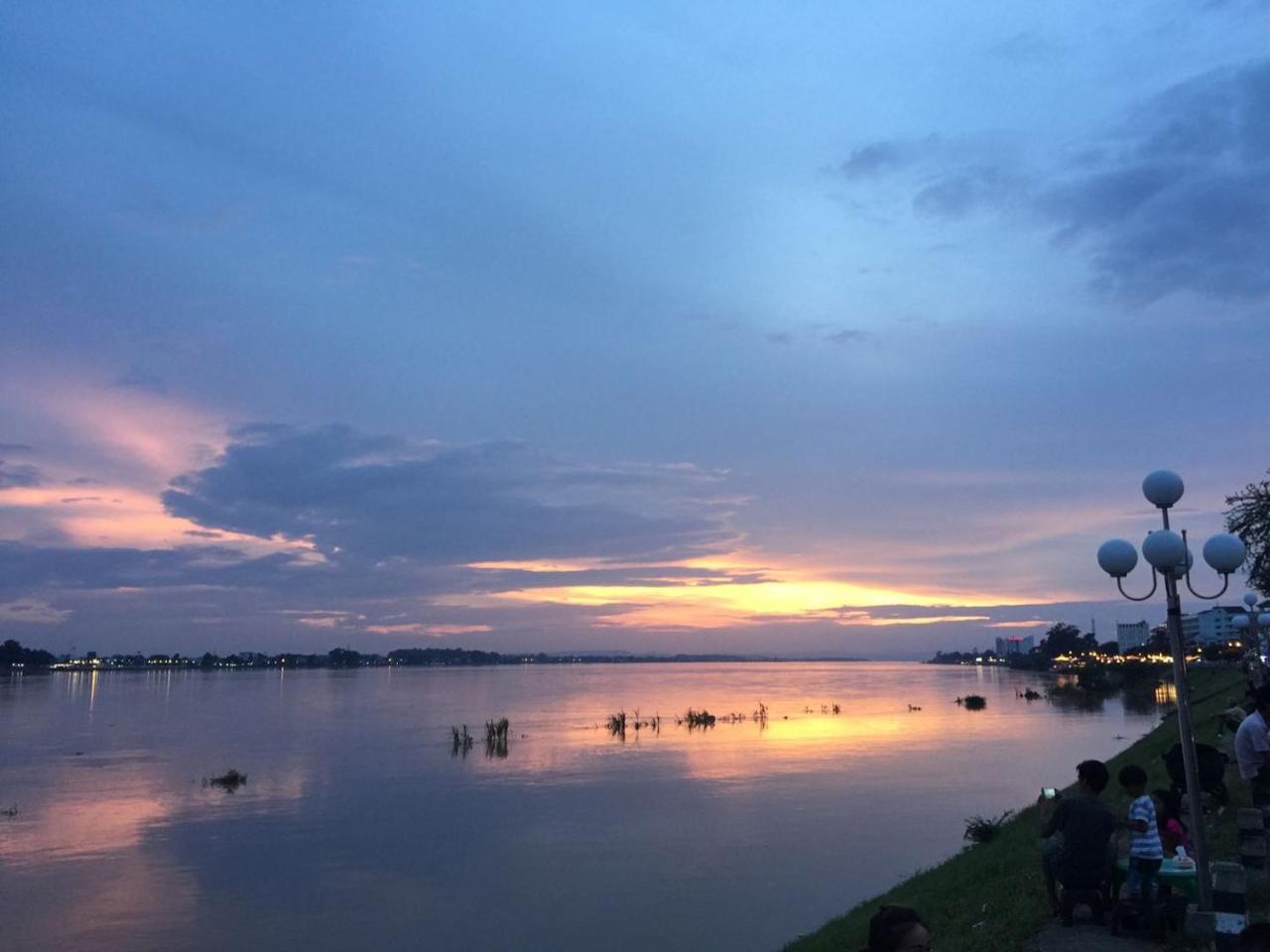 Nalinthone Guesthouse Ban Nongdouang المظهر الخارجي الصورة
